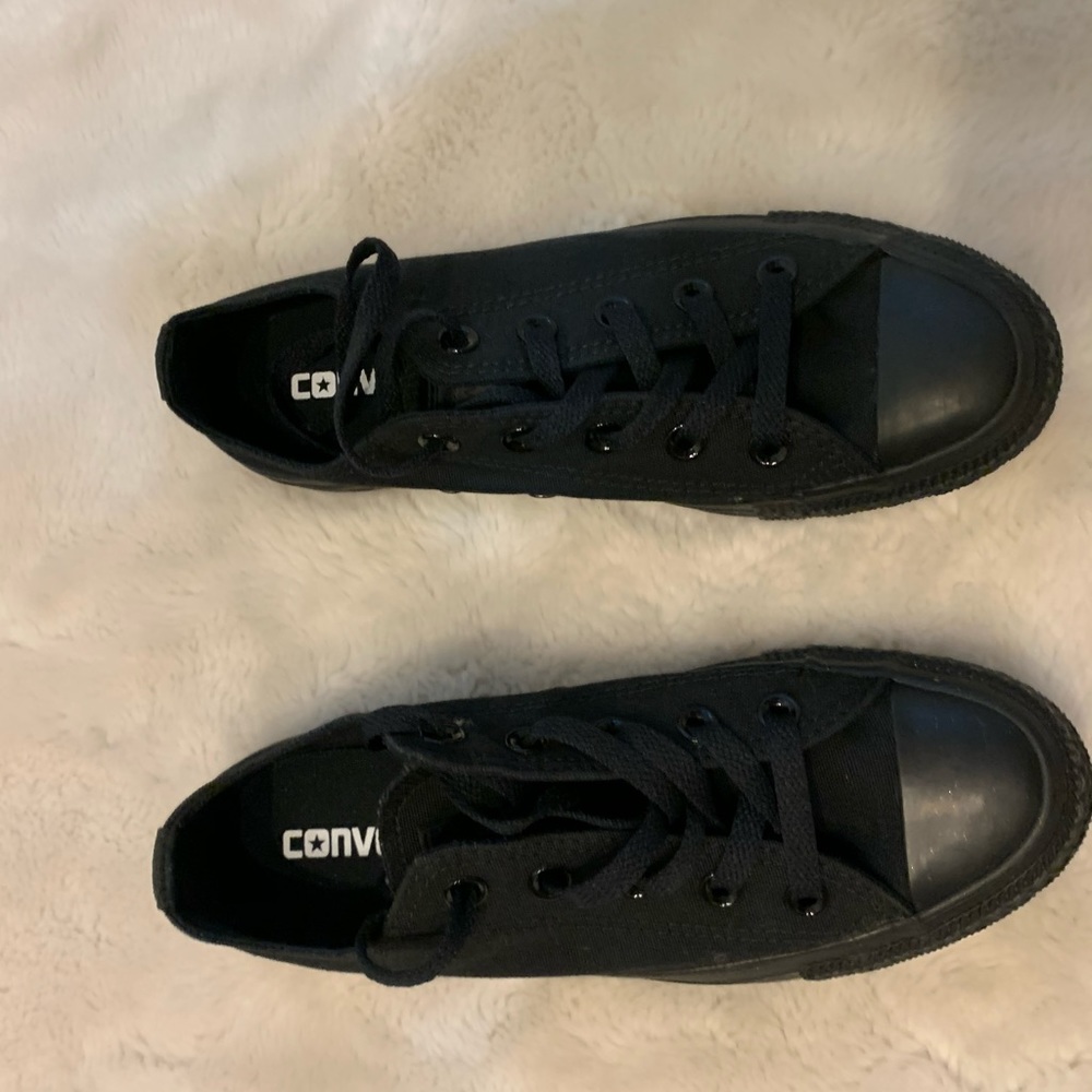 Converse - Picture 3 of 3